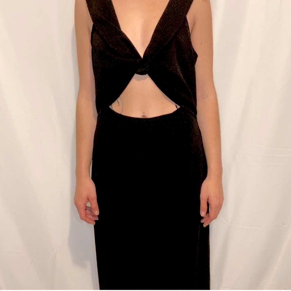 Cut out twist front little black dress.